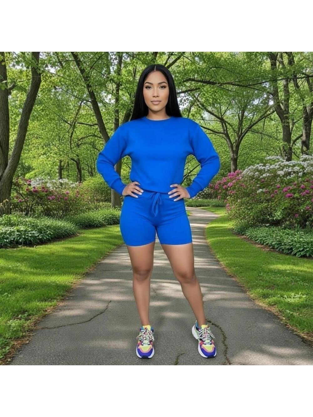 BLUE BADDIE ESSENTIAL SHORT SET